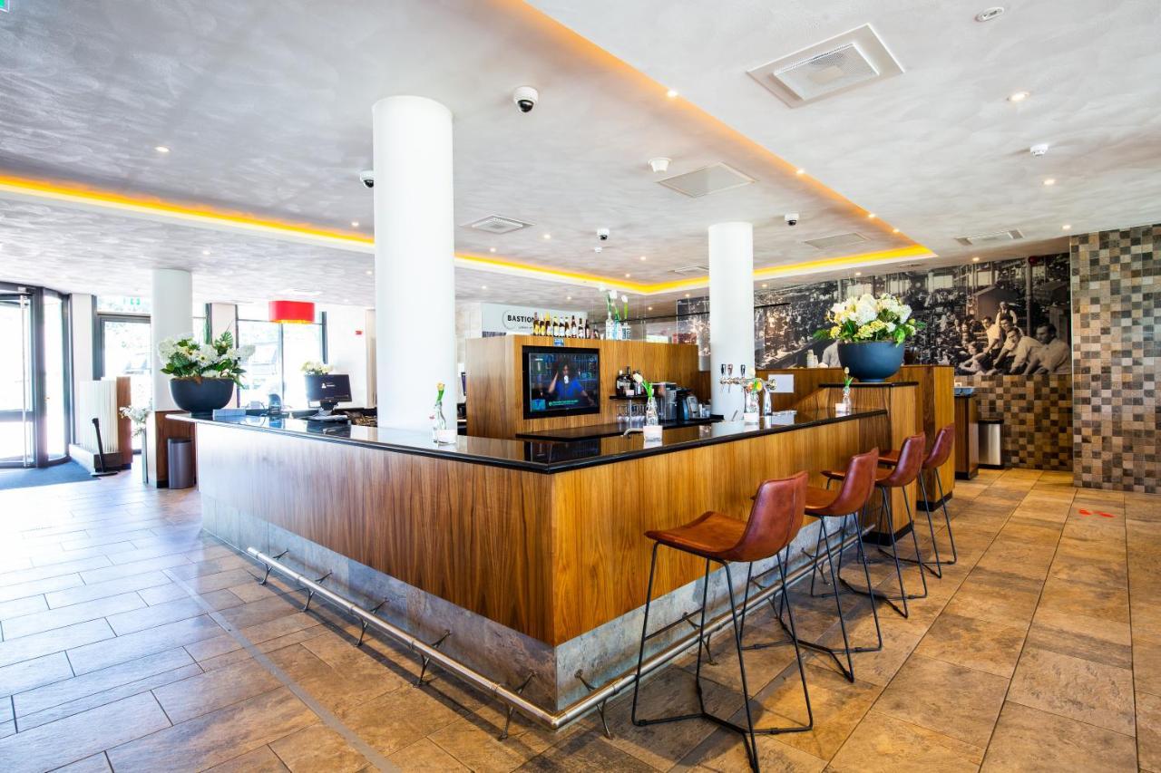 Bastion Hotel Tilburg Bagian luar foto