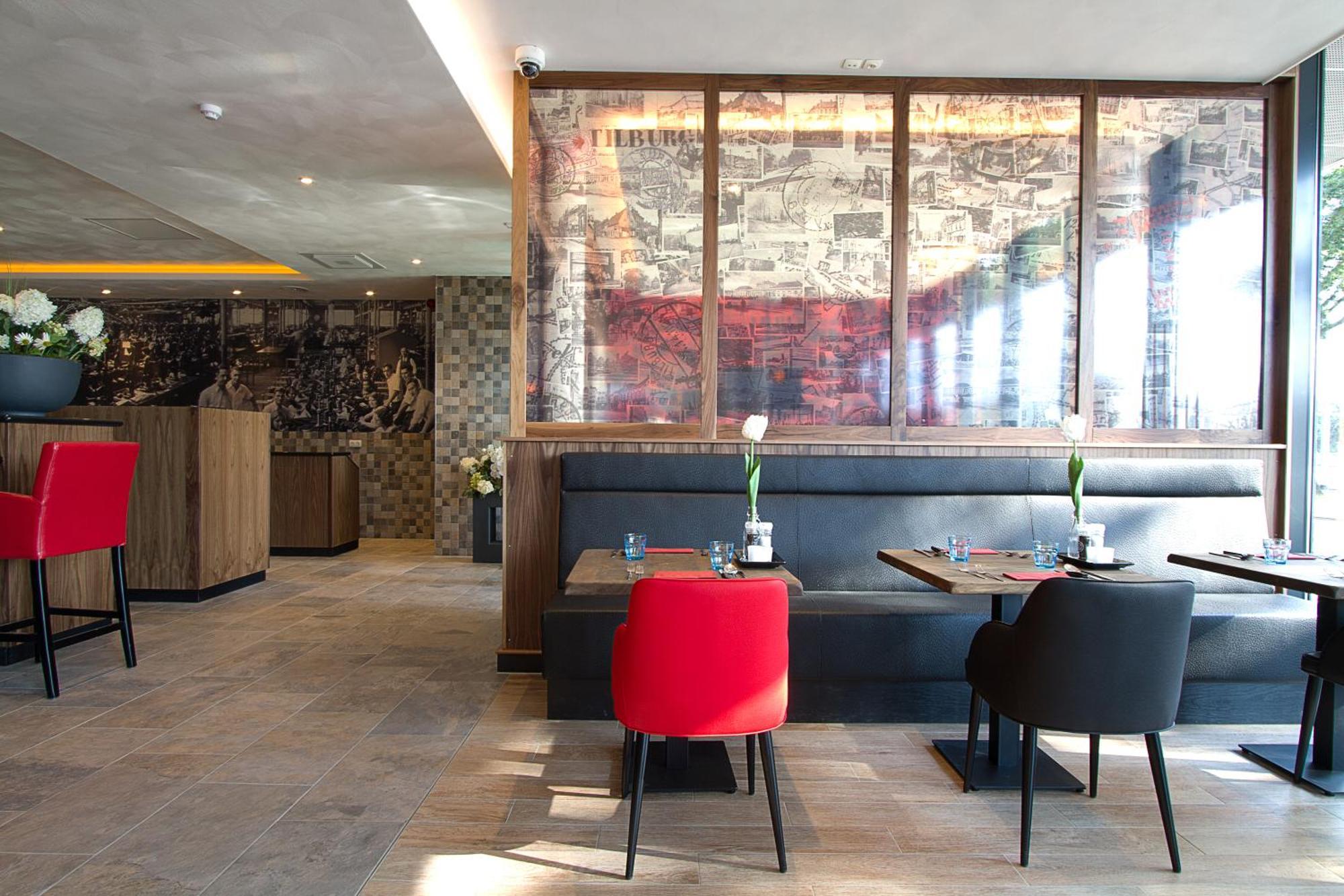 Bastion Hotel Tilburg Bagian luar foto