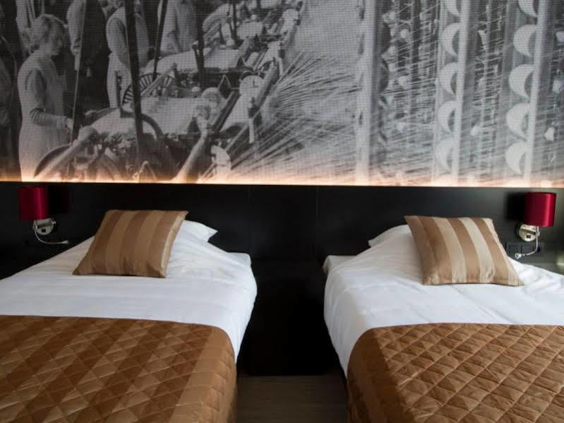 Bastion Hotel Tilburg Bagian luar foto